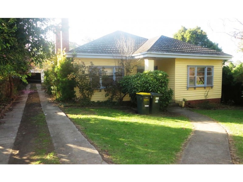 5 Victoria Street, Drouin VIC 3818