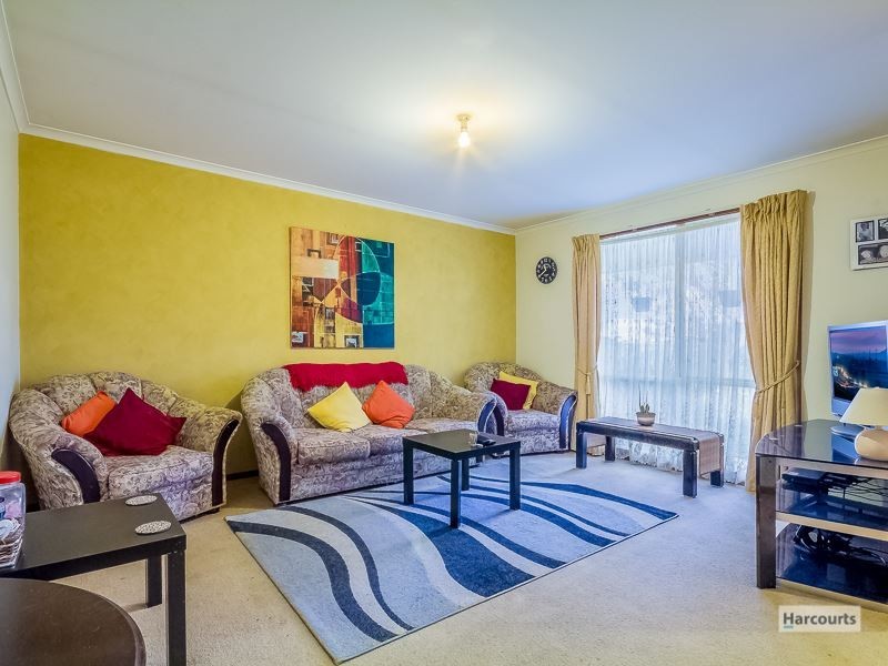 4 Railway Avenue, Garfield VIC 3814