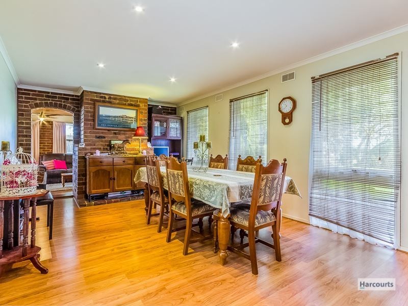 10 Pearson Road, Drouin VIC 3818