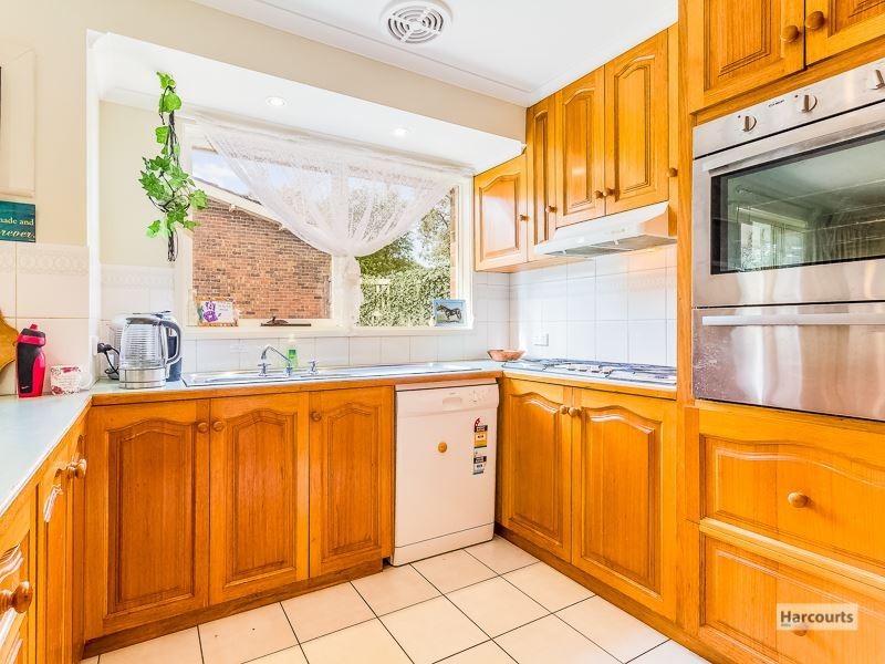 10 Pearson Road, Drouin VIC 3818