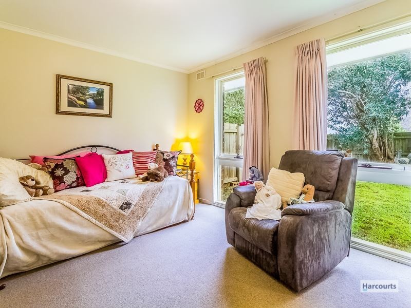 10 Pearson Road, Drouin VIC 3818