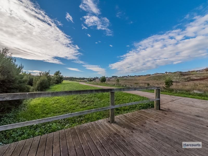 4 Tulloch Street, Drouin VIC 3818