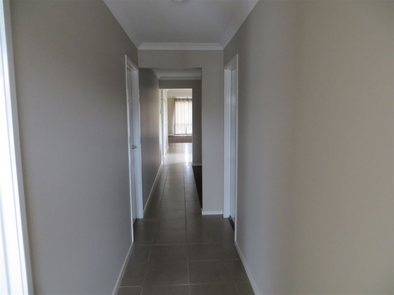 7 Dot Court, Drouin VIC 3818