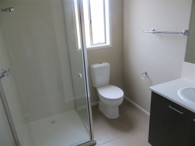 7 Dot Court, Drouin VIC 3818