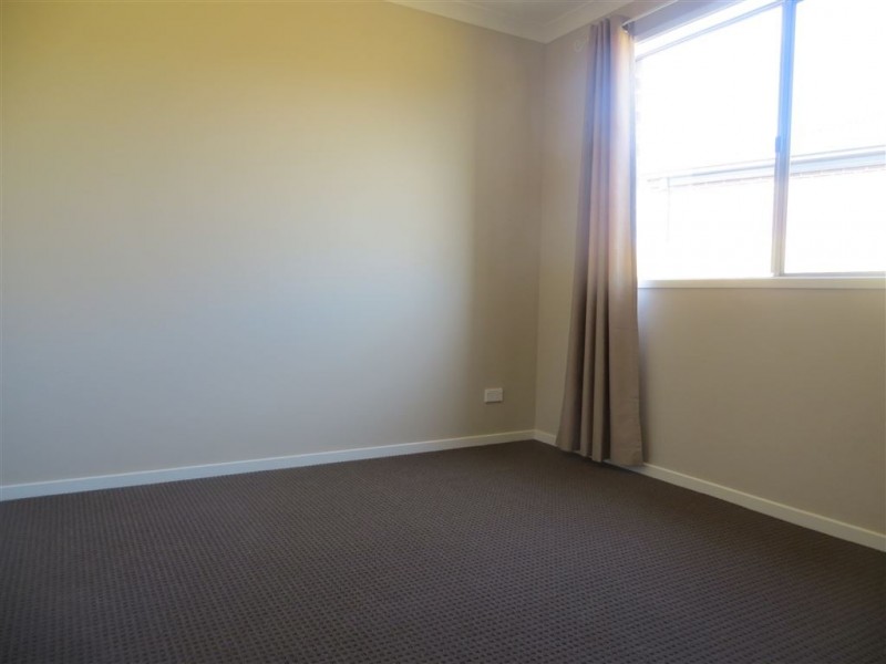 7 Dot Court, Drouin VIC 3818