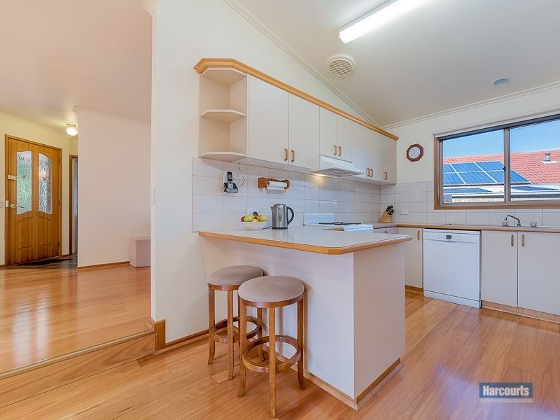 15 Adam Court, Drouin VIC 3818