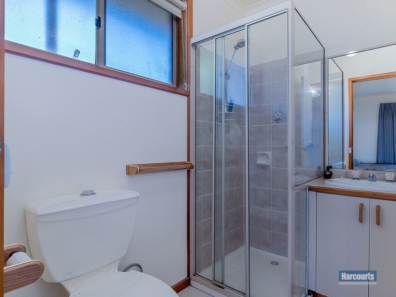 15 Adam Court, Drouin VIC 3818