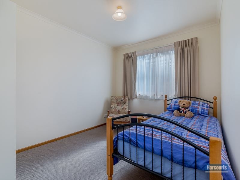 15 Adam Court, Drouin VIC 3818