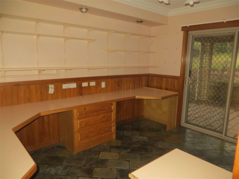 10 Green Valley Drive, Drouin VIC 3818