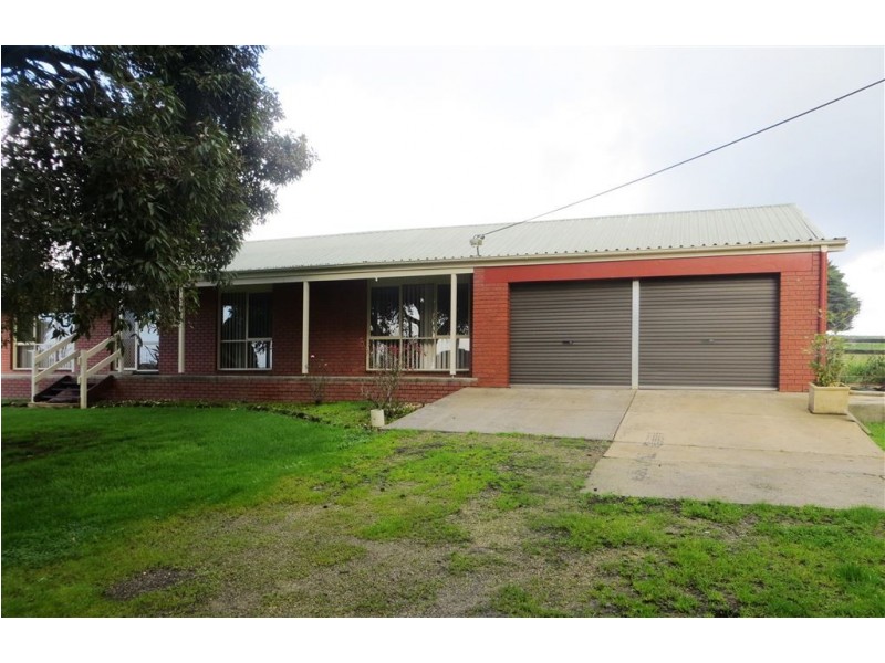 301 Thompsons Road, Drouin South VIC 3818