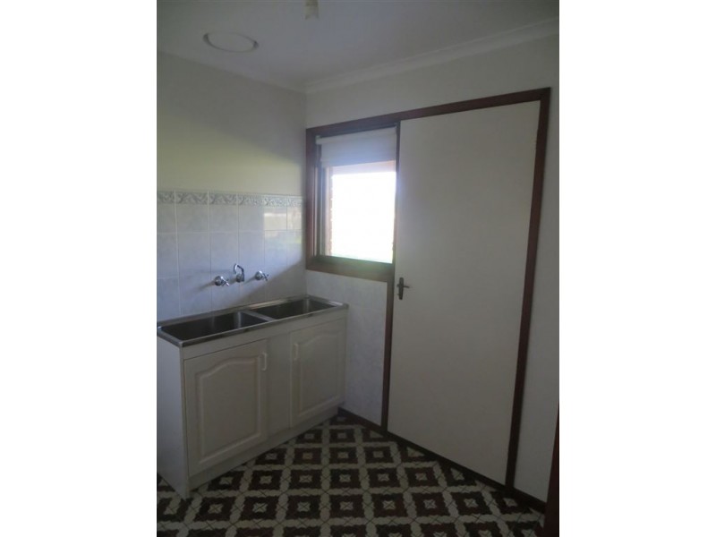 301 Thompsons Road, Drouin South VIC 3818