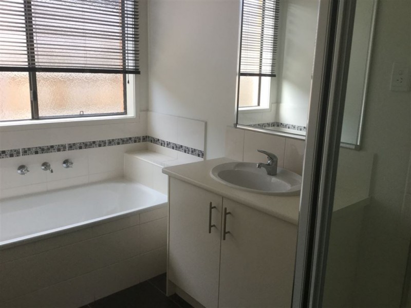 5 Stringybark Place, Longwarry VIC 3816