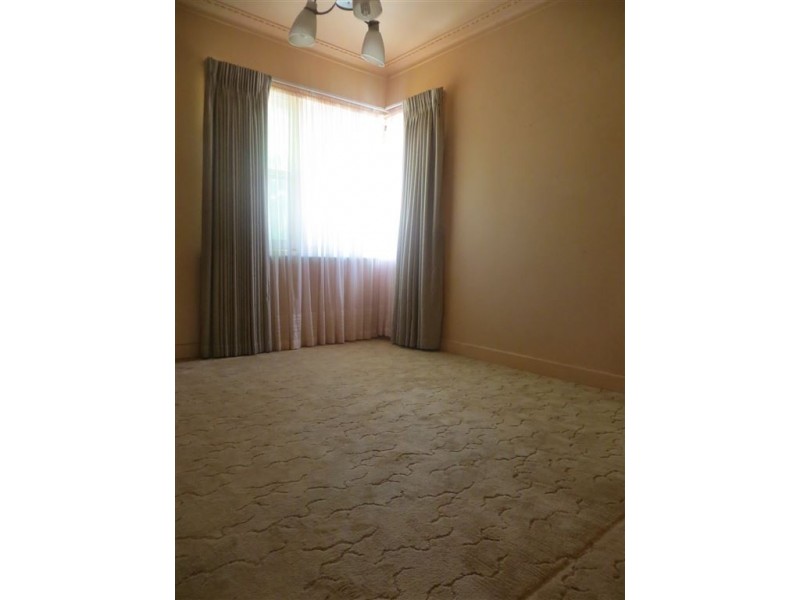 4 Garfield Road, Garfield VIC 3814