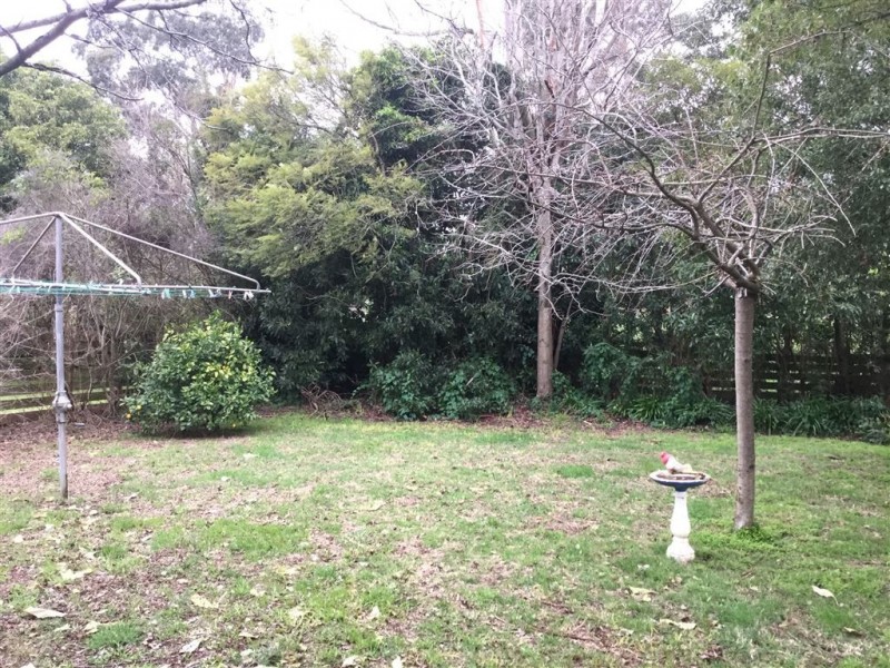 68 Longwarry Road, Drouin VIC 3818