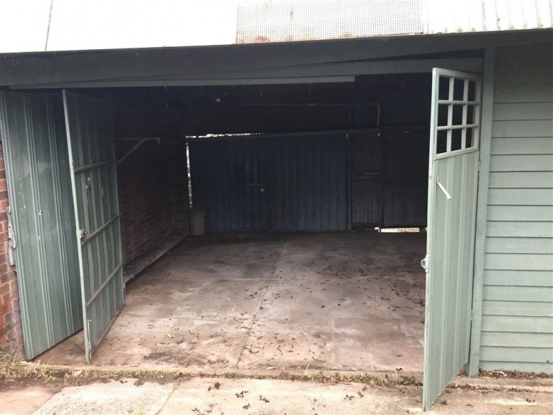 68 Longwarry Road, Drouin VIC 3818