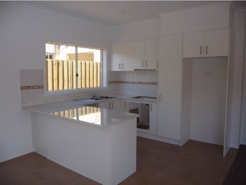 13 (Lot 3) Holland Street, Drouin VIC 3818
