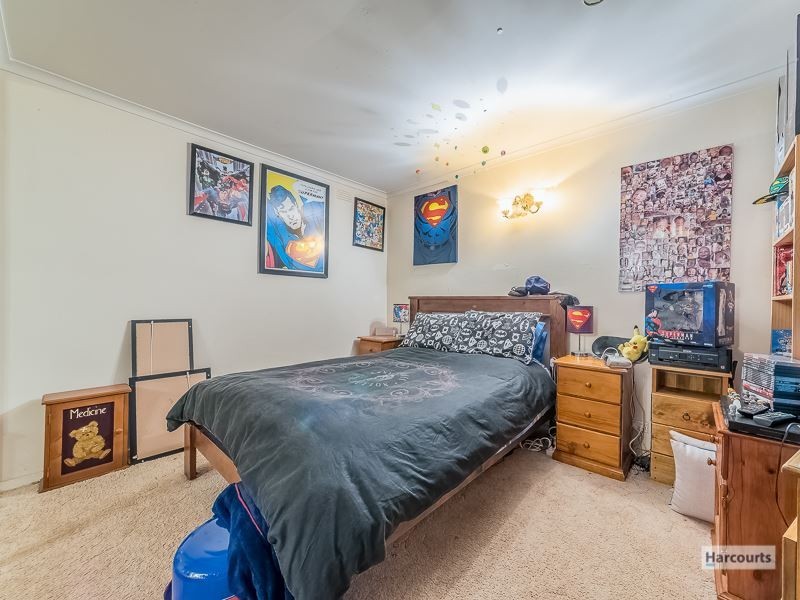 8 Colin Street, Drouin VIC 3818