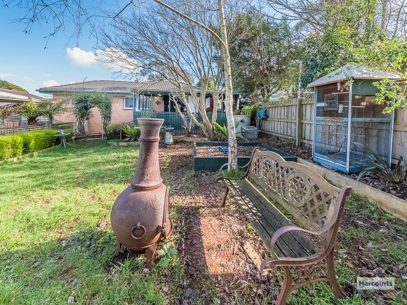 8 Colin Street, Drouin VIC 3818