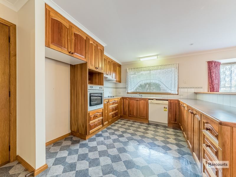 2 Rees Close, Drouin VIC 3818