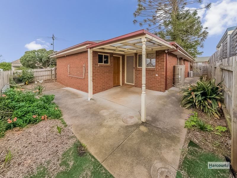 2 Rees Close, Drouin VIC 3818