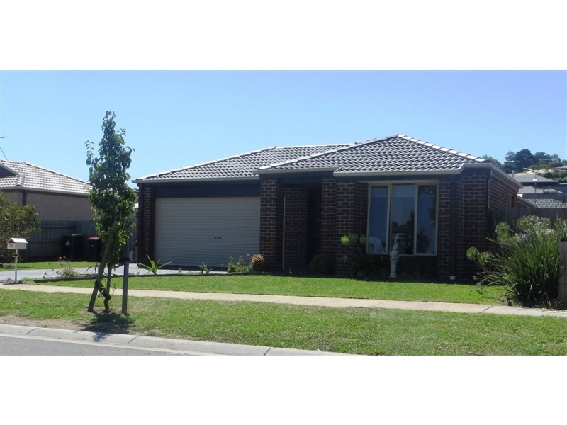 12 Clifford Drive, Drouin VIC 3818