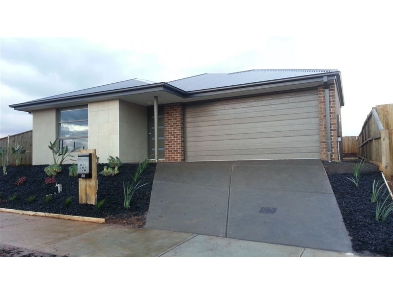 28 Skyline Drive, Warragul VIC 3820