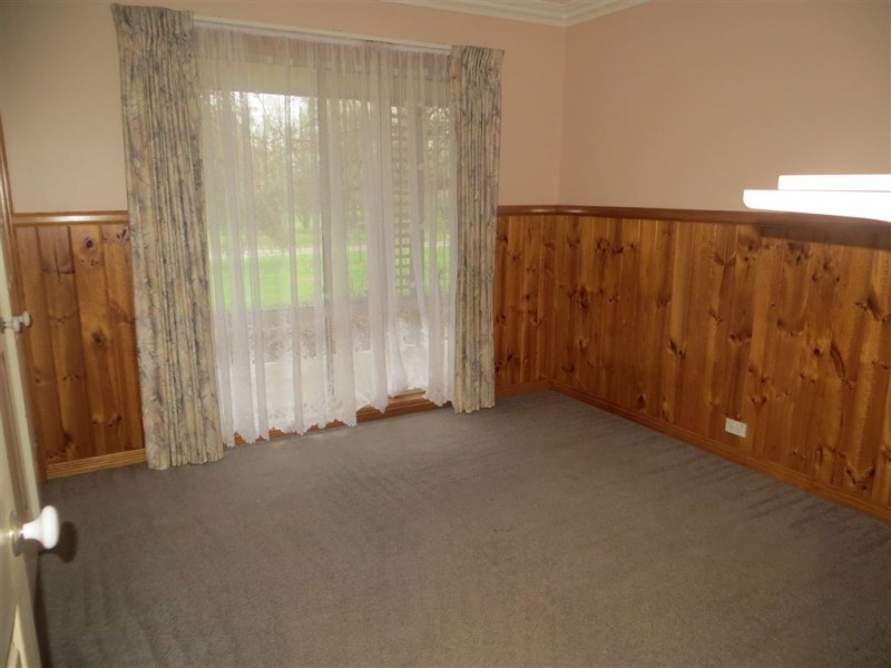 10 Green Valley Drive, Drouin VIC 3818