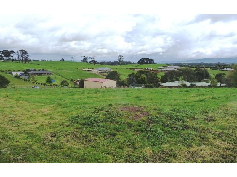 148 Hopetoun Road, Drouin VIC 3818