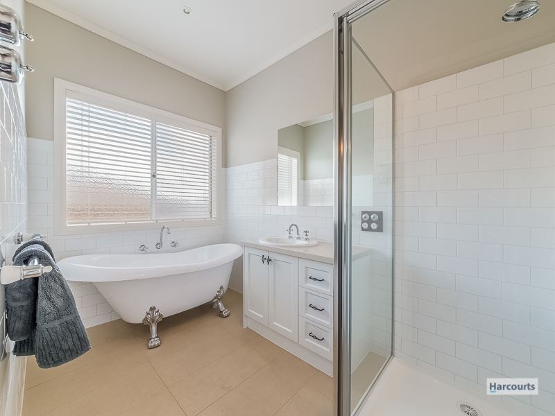 254 Princes Way, Drouin VIC 3818