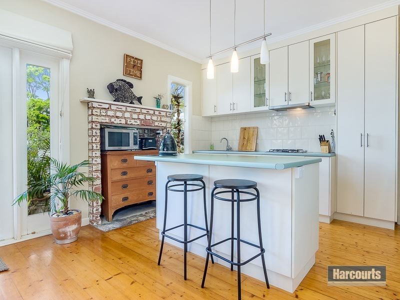 18 Fairchild Street, Drouin VIC 3818