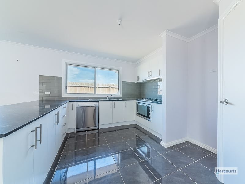 20 Buscombe Crescent, Drouin VIC 3818