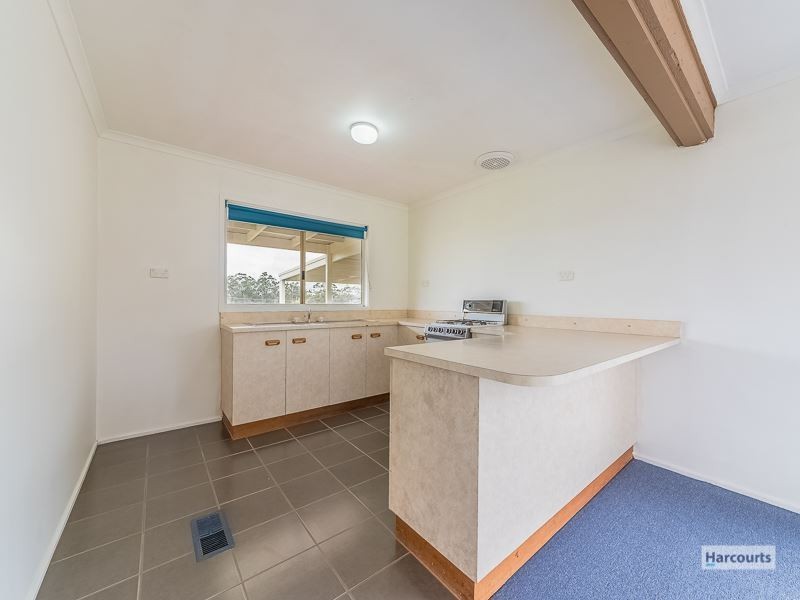 6 Bambra Court, Drouin VIC 3818