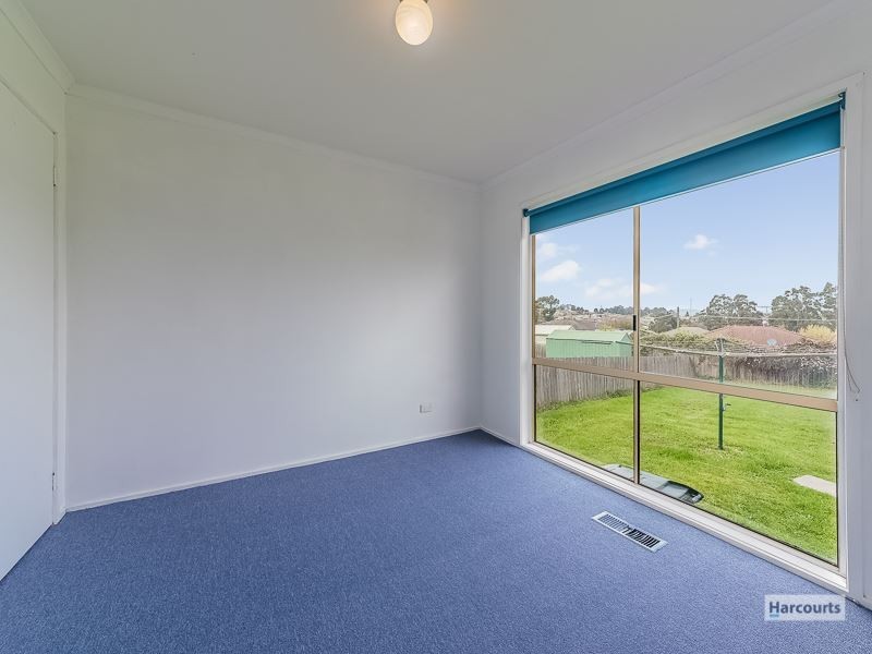 6 Bambra Court, Drouin VIC 3818