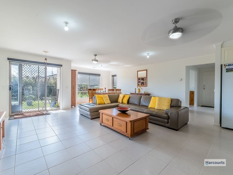 21 Rimfire Avenue, Drouin VIC 3818