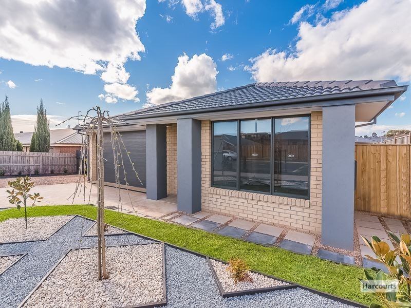 42 Cook Street, Drouin VIC 3818