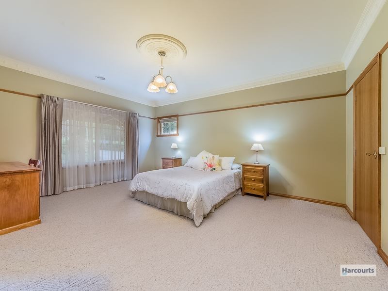 3 Arnup Crescent, Drouin VIC 3818