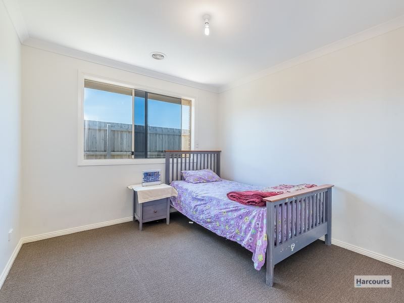 3 Dot Court, Drouin VIC 3818