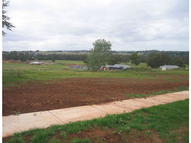 Lot 2 Bunjil Drive, Drouin VIC 3818