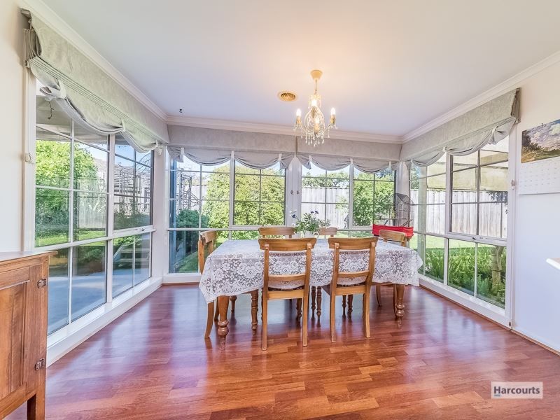 6 Amber Court, Drouin VIC 3818