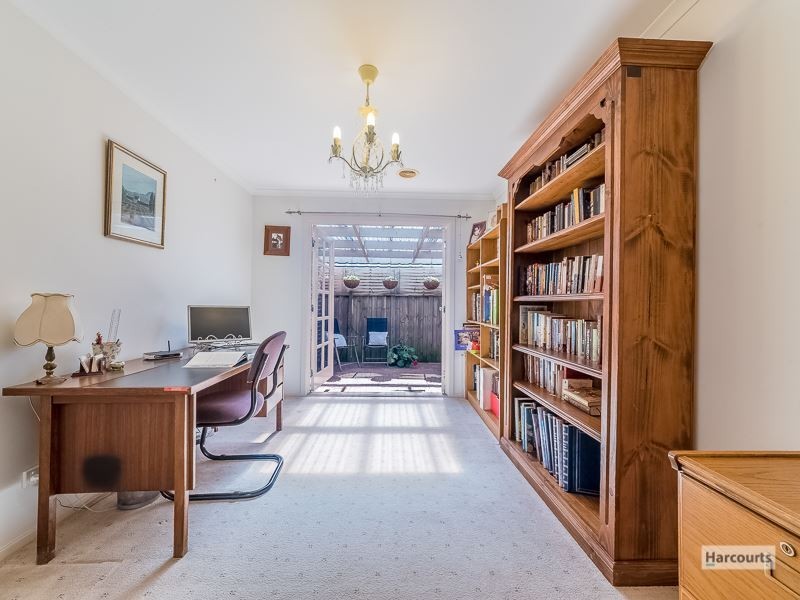 6 Amber Court, Drouin VIC 3818