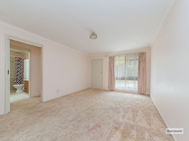 2/7 Lindman Street, Drouin VIC 3818