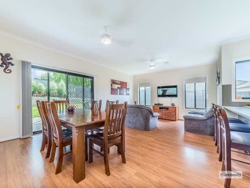 11 Harmon Drive, Drouin VIC 3818