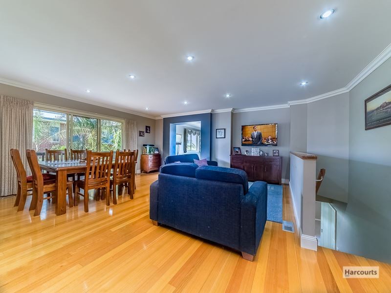 4 Cypress Court, Drouin VIC 3818