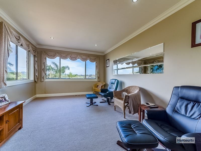 4 Cypress Court, Drouin VIC 3818