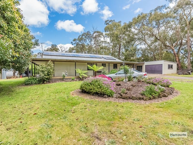 70 Lang Lang Park Road, Drouin South VIC 3818