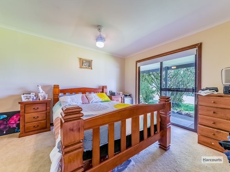 70 Lang Lang Park Road, Drouin South VIC 3818