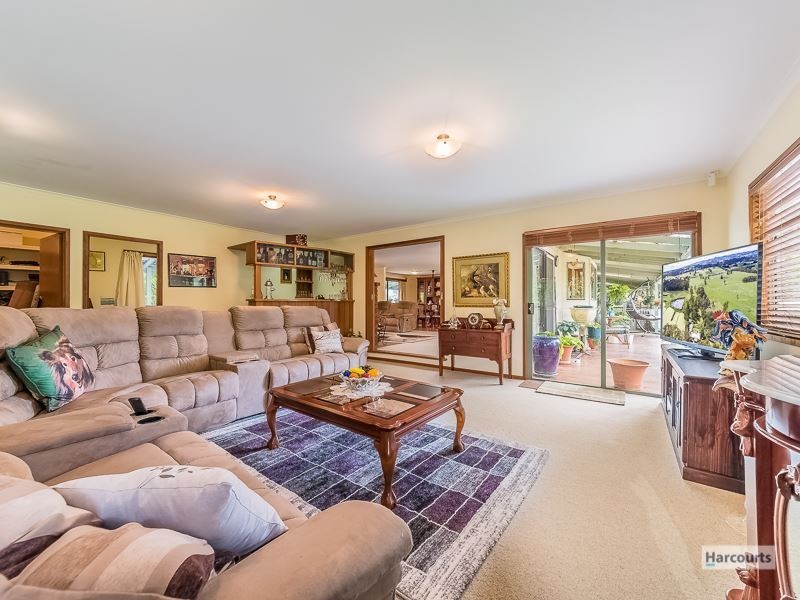 977 Main South Road, Drouin South VIC 3818