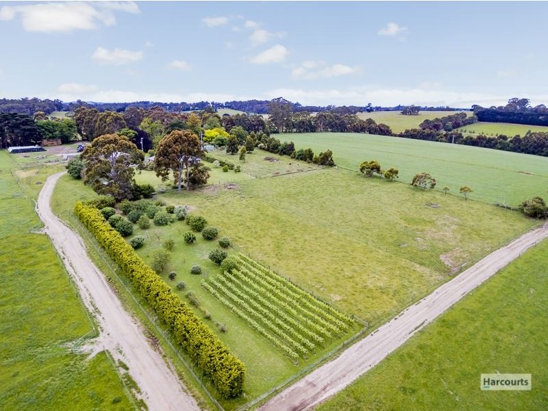 42 Conway Road, Drouin South VIC 3818
