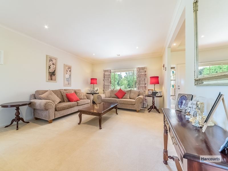 42 Conway Road, Drouin South VIC 3818