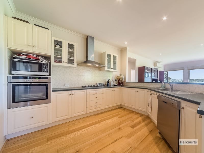 42 Conway Road, Drouin South VIC 3818